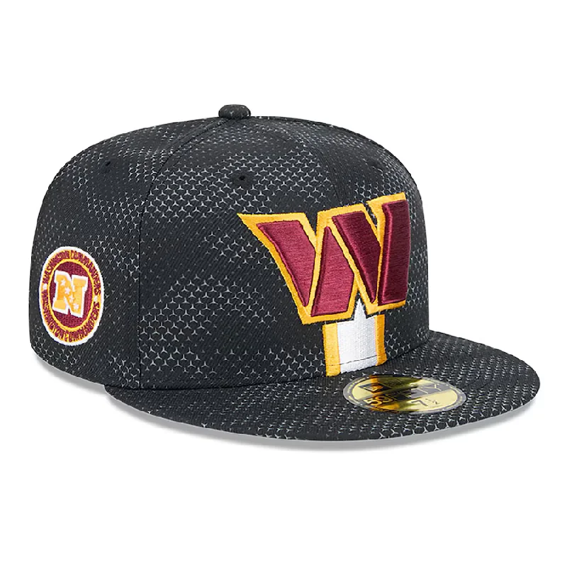 Custom Hats for Summer Weddings-New Era Men's Washington Commanders Sideline 59FIFTY Fitted Hat